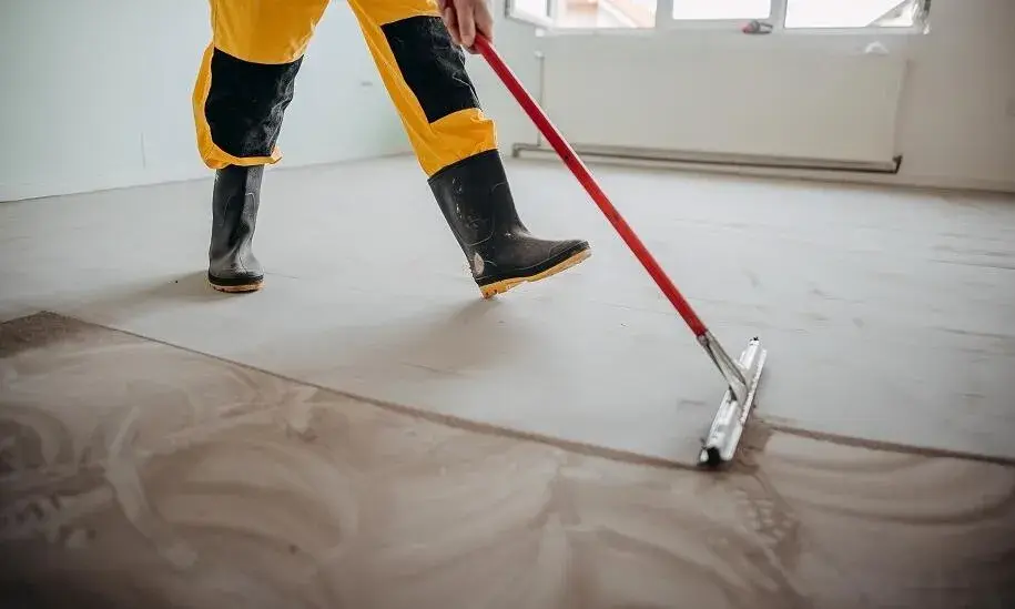 Jaki beton na posadzkę z ogrzewaniem? Wybierz najlepszy i uniknij błędów!